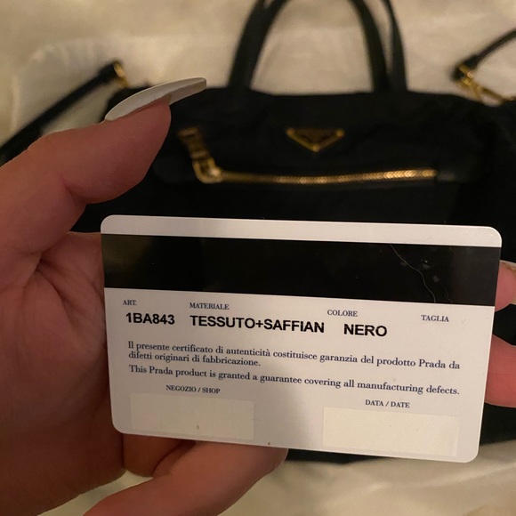 Prada authentic bag - Picture 2 of 8